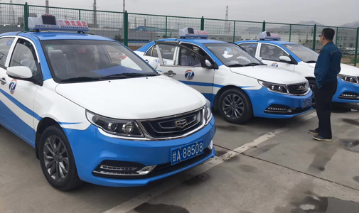 選購(gòu)好的出租車(chē)led頂燈屏需要注意哪些？