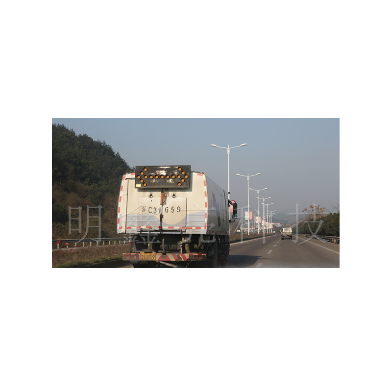車(chē)載箭頭LED導(dǎo)向牌